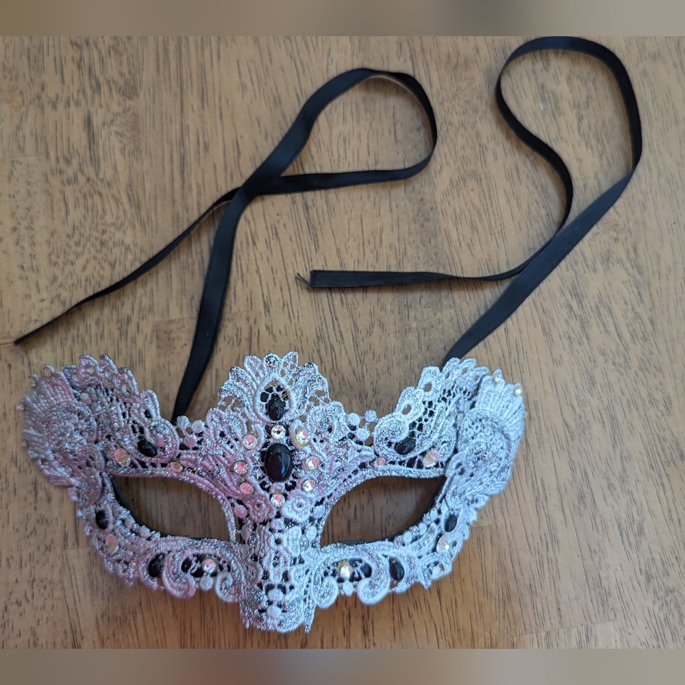 Italian Woman's Masquerade Mask